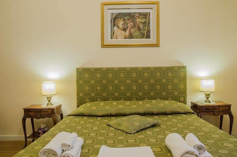 Couette-café Gioielli Di Cornelia 2*